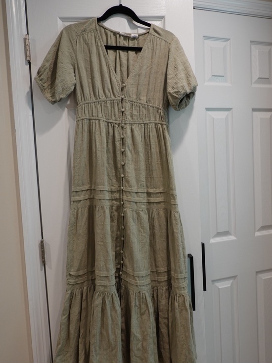 Lucky Brand Dresses & Skirts - Lucky Brand Sage Green Button-Front Maxi Dress